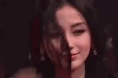 Angelababy và công thức mặc đơn giản nhưng vẫn nổi bật