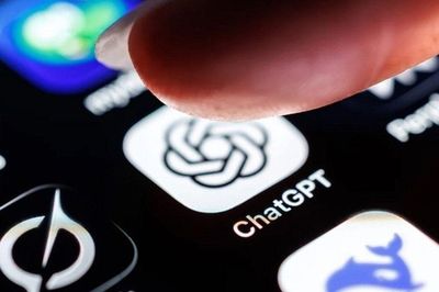 Chia tay bạn gái, người đàn ông tìm đến ChatGPT để tâm sự: Những tin nhắn khiến FBI phải vào cuộc