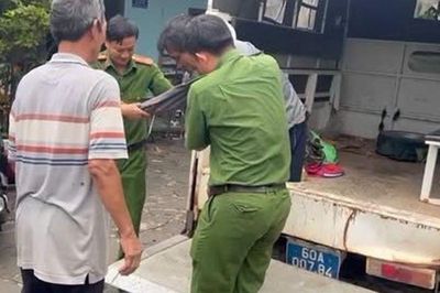 Đưa người đàn ông bất ổn tâm lý, sống dưới gầm cầu Mã Đà về đoàn tụ cùng gia đình