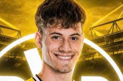 Borussia Dortmund đạt thỏa thuận chiêu mộ Giannis Konstantelias từ PAOK