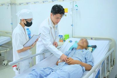 Xin về lo hậu sự, nam thanh niên 19 tuổi thoát 'cửa tử' nhờ một dấu hiệu nhỏ