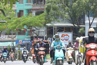 Bắc Bộ nắng nóng, chiều tối có mưa dông