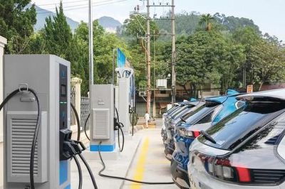 Đề xuất quy chuẩn về trụ sạc, trạm sạc xe điện