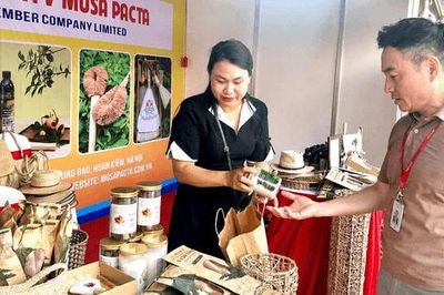 EU siết chặt quy định về bao bì hàng hóa