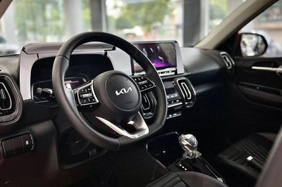 Lý do giá lăn bánh Kia Sonet tiếp tục giảm kỷ lục, SUV cỡ nhỏ chỉ ngang Kia Morning, Hyundai Grand i10
