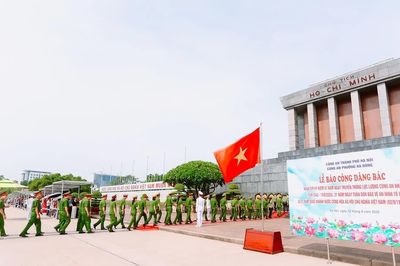 Khắc ghi lời Bác dạy, vững bước trên hành trình phụng sự Nhân dân
