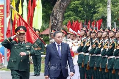 Tổng Bí thư, Chủ tịch nước Tô Lâm, Bí thư Quân uỷ Trung ương thăm, làm việc với Sư đoàn bộ binh cơ giới 308