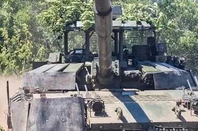 Nga tuyên bố hệ thống phòng vệ chủ động Arena-M vượt xa Trophy của Israel