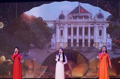 Hà Nội đưa nghệ thuật về cơ sở