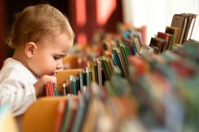 Trẻ mấy tuổi biết nói là bình thường?