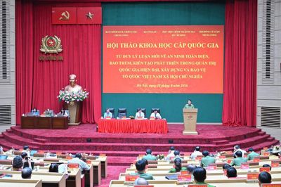 Làm sâu sắc thêm tư duy lý luận mới về an ninh toàn diện, bao trùm, kiến tạo phát triển