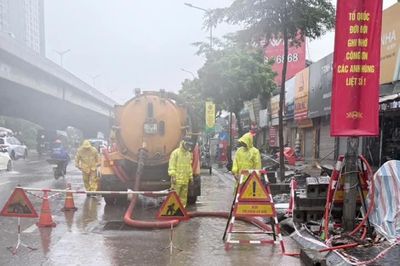 Hà Nội kích hoạt kịch bản ứng phó cao nhất trước mưa lớn
