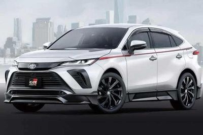 [GALLERY] Toyota Harrier 'lên đồ' GR, cho người muốn chơi hệ thể thao
