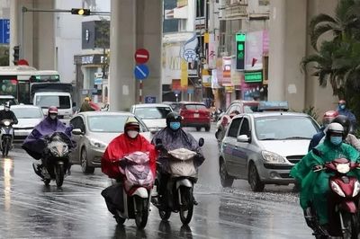 Dự báo thời tiết ngày 18/8: Bắc Bộ mưa lớn, Nam Bộ mưa dông về chiều tối