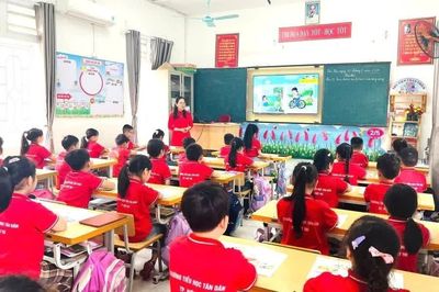 Từng bước đưa giáo dục AI vào trường phổ thông