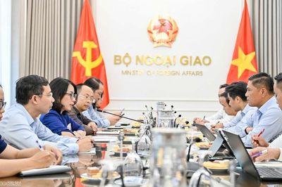 Vụ Thông tin Báo chí, Bộ Ngoại giao Việt Nam và Vụ Báo chí, Bộ Ngoại giao Lào trao đổi kinh nghiệm về công tác thông tin đối ngoại