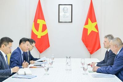 Đảng Cộng sản Việt Nam và Đảng Cộng sản Czech Morava tăng cường chia sẻ thông tin và kinh nghiệm