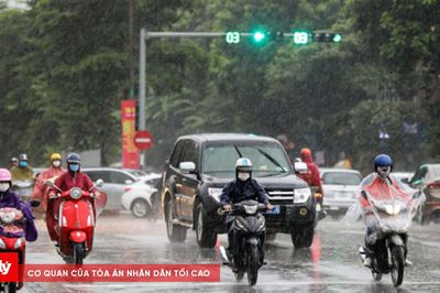 Thời tiết ngày 18/8: Bắc Bộ mưa lớn, miền Trung vẫn nắng nóng