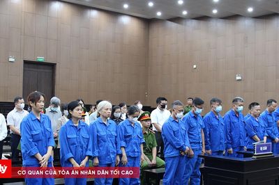 Đang xét xử cựu Thứ trưởng Nguyễn Bá Hoan cùng thuộc cấp vì nhận hối lộ