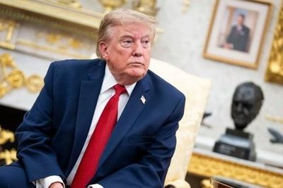 Ông Trump 'dọa' ném bom Oman, chưa vội thỏa thuận với Iran