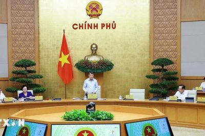 Thủ tướng chủ trì Phiên họp Chính phủ chuyên đề về xây dựng pháp luật tháng 8