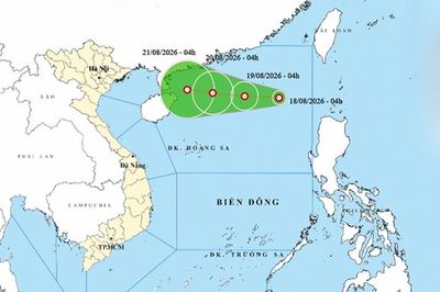 Thời tiết ngày 18/8: Áp thấp nhiệt đới hình thành trên Biển Đông, Bắc Bộ mưa rất to