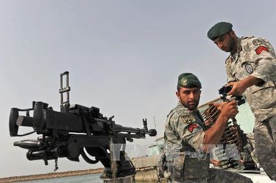 Iran chuyển hướng chiến lược, phát tín hiệu sẵn sàng đối phó 'chiến dịch trên bộ của Mỹ'