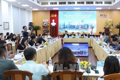 Bất động sản phía Nam trước áp lực dòng tiền và sức hấp thụ kém