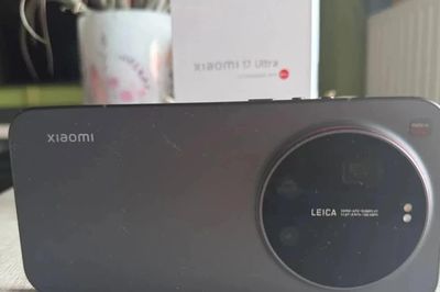 Chế độ Supermoon trên Xiaomi 17 Ultra bị nhầm Mặt Trời thành Mặt Trăng khi chụp nhật thực
