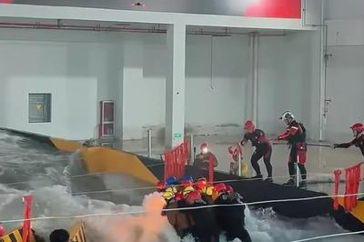 Xu hướng du lịch trải nghiệm thảm họa mô phỏng của giới trẻ Trung Quốc