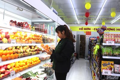Người dân lựa chọn thực phẩm an toàn