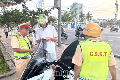 Kỷ niệm 81 năm Ngày truyền thống lực lượng Công an nhân dân (19-8-1945 - 19-8-2026) và 21 năm Ngày hội Toàn dân bảo vệ an ninh Tổ quốc: Bảo đảm trật tự, an toàn giao thông trong tình hình mới