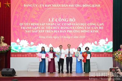Phường Đông Kinh: Công bố Quyết định sáp nhập các cơ sở giáo dục
