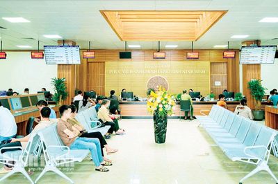 Đẩy mạnh phong trào thi đua thực hiện thắng lợi mục tiêu tăng trưởng bền vững “2 con số”