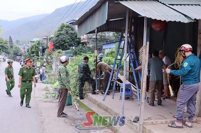 Tường Hạ lập lại trật tự hành lang ATGT