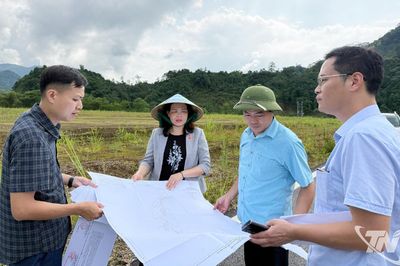Khảo sát công tác quản lý đất đai tại xã Chợ Đồn