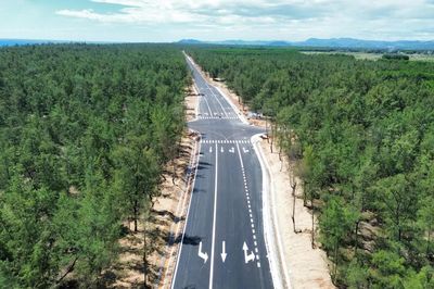Quảng Ngãi: Gần 6km đường ven biển sắp cán đích vượt tiến độ