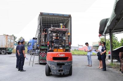Hải quan khu vực XVII quản lý rủi ro, đồng hành cùng doanh nghiệp