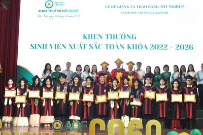 Học viện Tài chính: Trao bằng tốt nghiệp cho sinh viên Khoa Thuế và Hải quan khóa 60