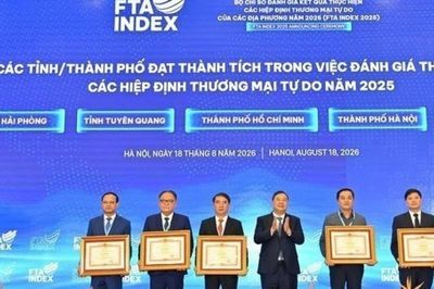 Hà Nội nhận Bằng khen của Thủ tướng về thực thi FTA