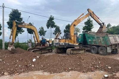 Khởi tố vụ án gây ô nhiễm môi trường do đổ xà bần công trình sai quy định