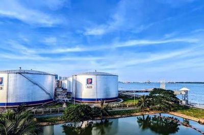 Petrolimex (PLX) đăng ký bán toàn bộ 23,3 triệu cổ phiếu quỹ nhằm đáp ứng điều kiện công ty đại chúng
