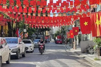 Phát huy truyền thống Cách mạng Tháng Tám, khơi dậy khát vọng phát triển