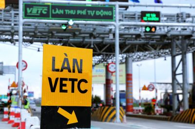 Chủ xe ít đi cao tốc có phải trả phí quản lý tài khoản giao thông quanh năm?