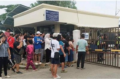 Học sinh nổ súng tại trường học Philippines, hai người thiệt mạng