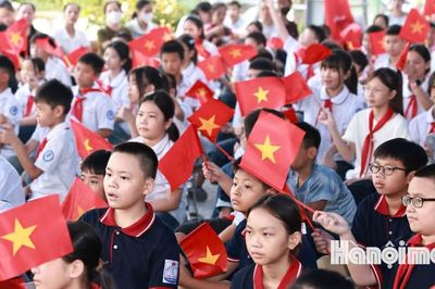 Trường học 'chuyển mình', sẵn sàng cho năm học mới