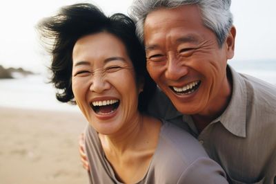 Không phải con cái, đây mới là 4 'chỗ dựa đáng tin nhất khi bạn về già