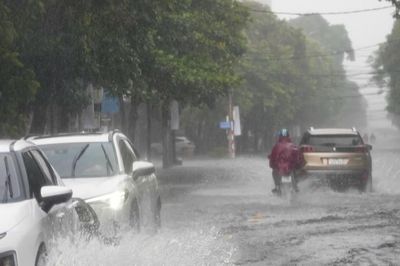 10 tỉnh thành ứng phó với áp thấp nhiệt đới trên Biển Đông