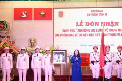 Bộ Tư lệnh Cảnh vệ đón nhận danh hiệu Anh hùng lực lượng vũ trang nhân dân