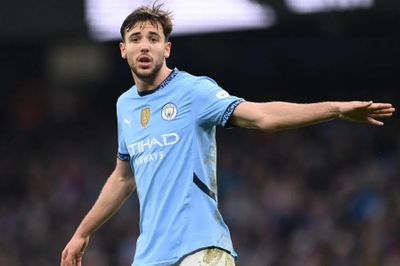 Cuộc thanh trừng ở Man City tiếp diễn